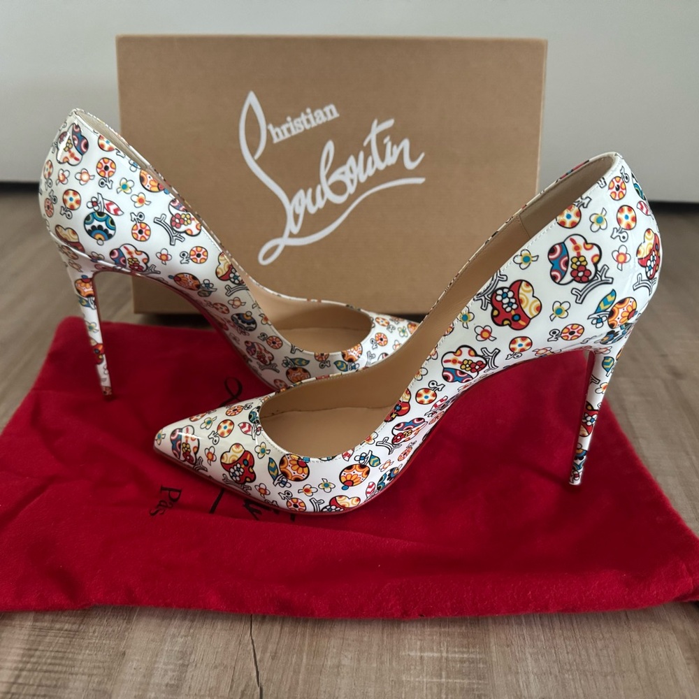 Christian Louboutin Pigalle Follies Size 40